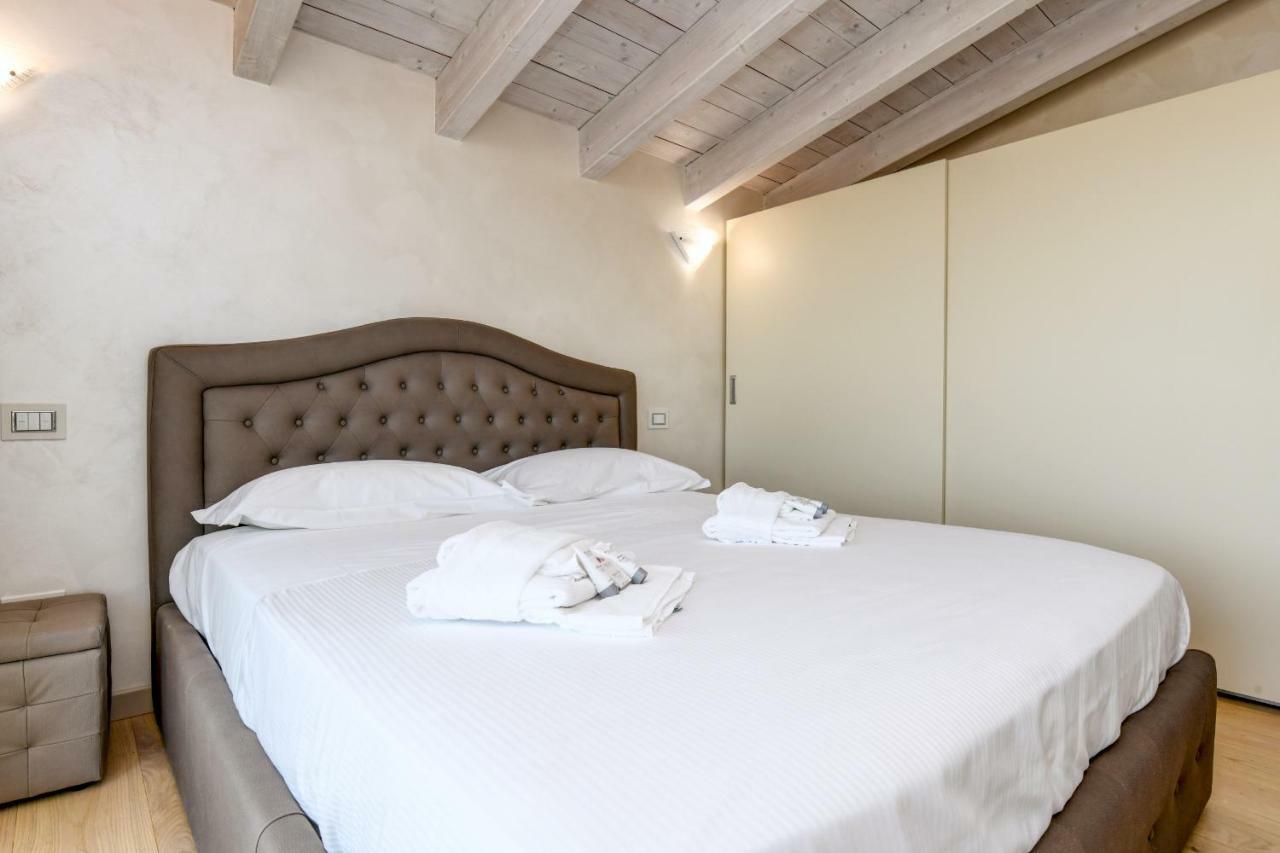 My Sirmione Lake Loft 외부 사진